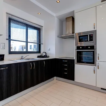 Apartamento One Bedroom In Albur Village 1a *